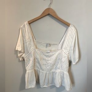 American Eagle Cropped Embroidered Blouse XL